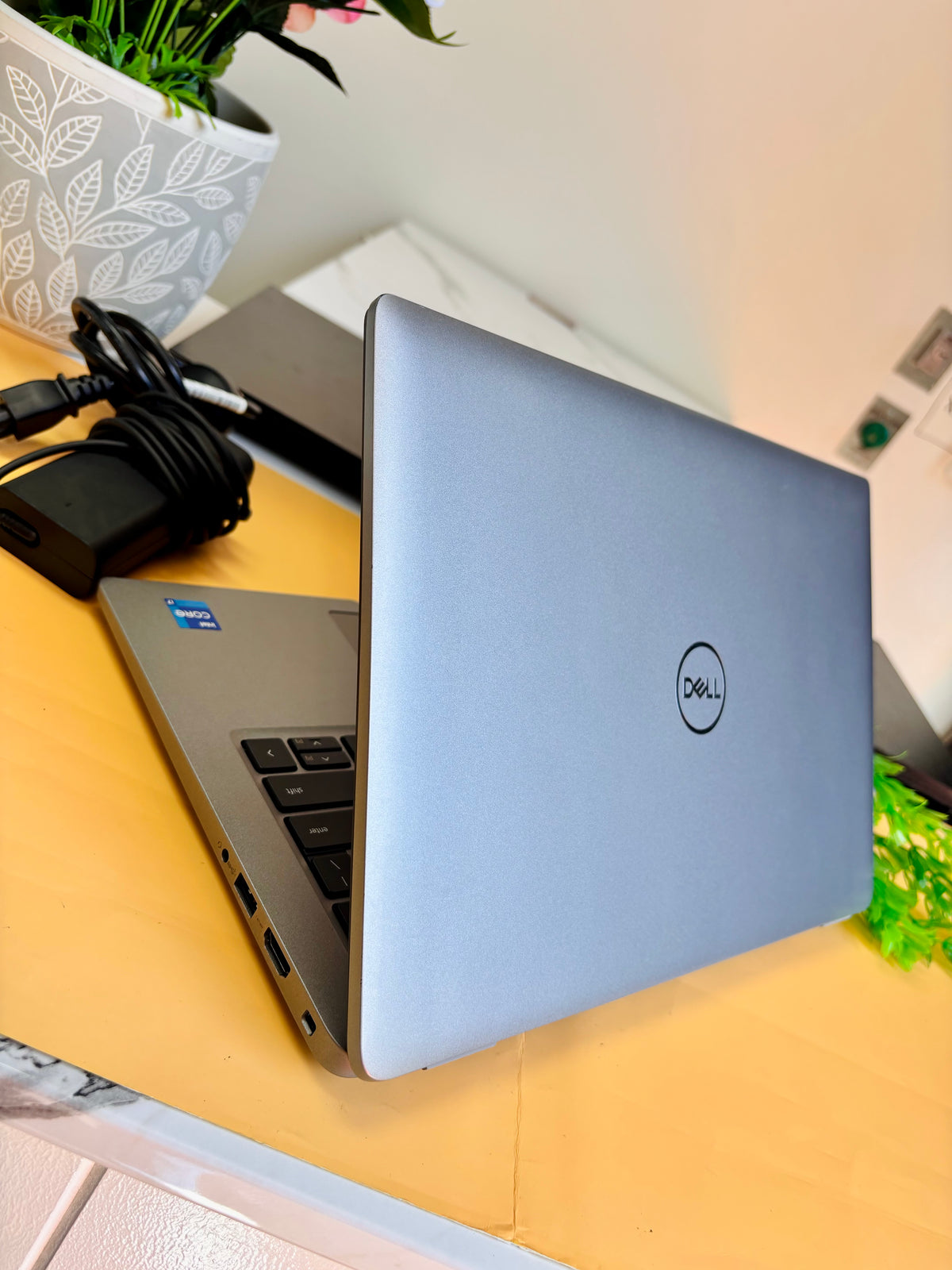 DELL Latitude 5440 i7-1355U 32GB 256GB SSD - A Grade - Touchscreen