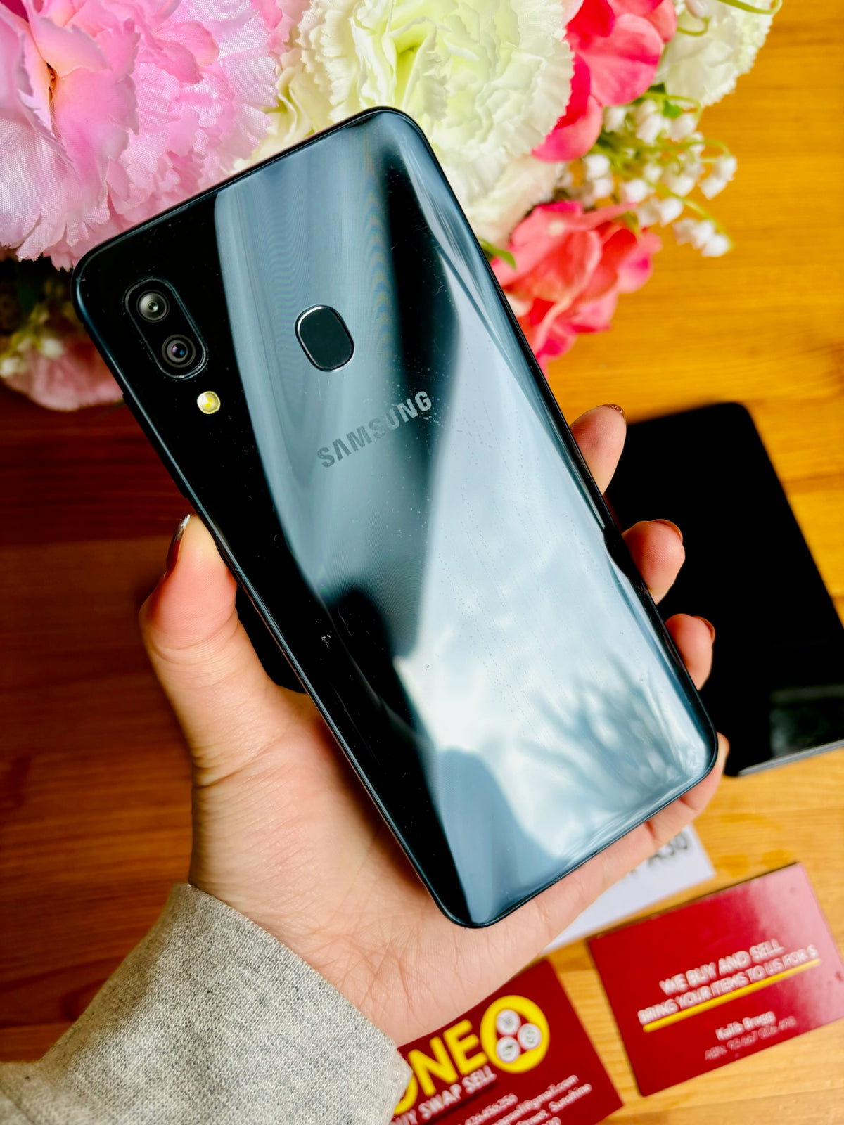 SAMSUNG Galaxy A30 3GB/32GB, 4G LTE Unlocked