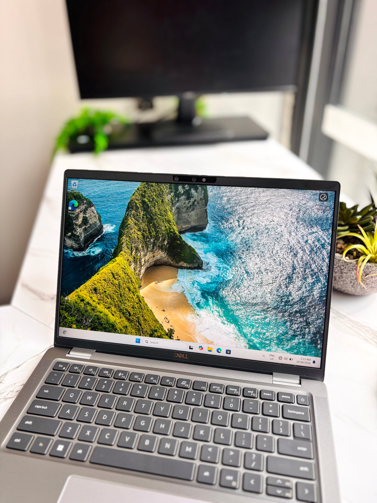 Dell Latitude 7440 i7-13th gen 32/512, Batt 100%
