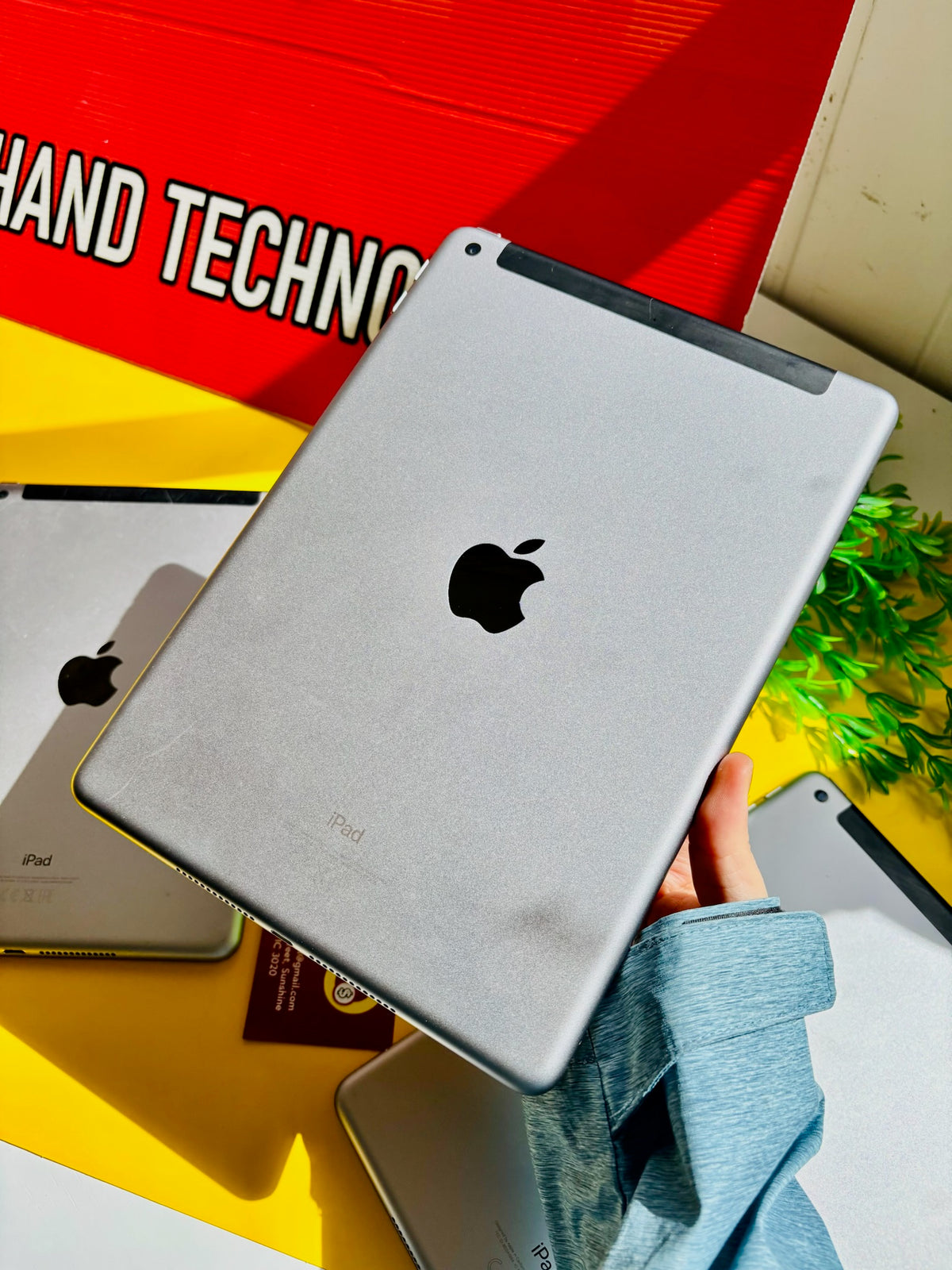 Apple iPad 6th Gen (9.7") Wifi Only!! | 128GB | Unlocked | Warranty