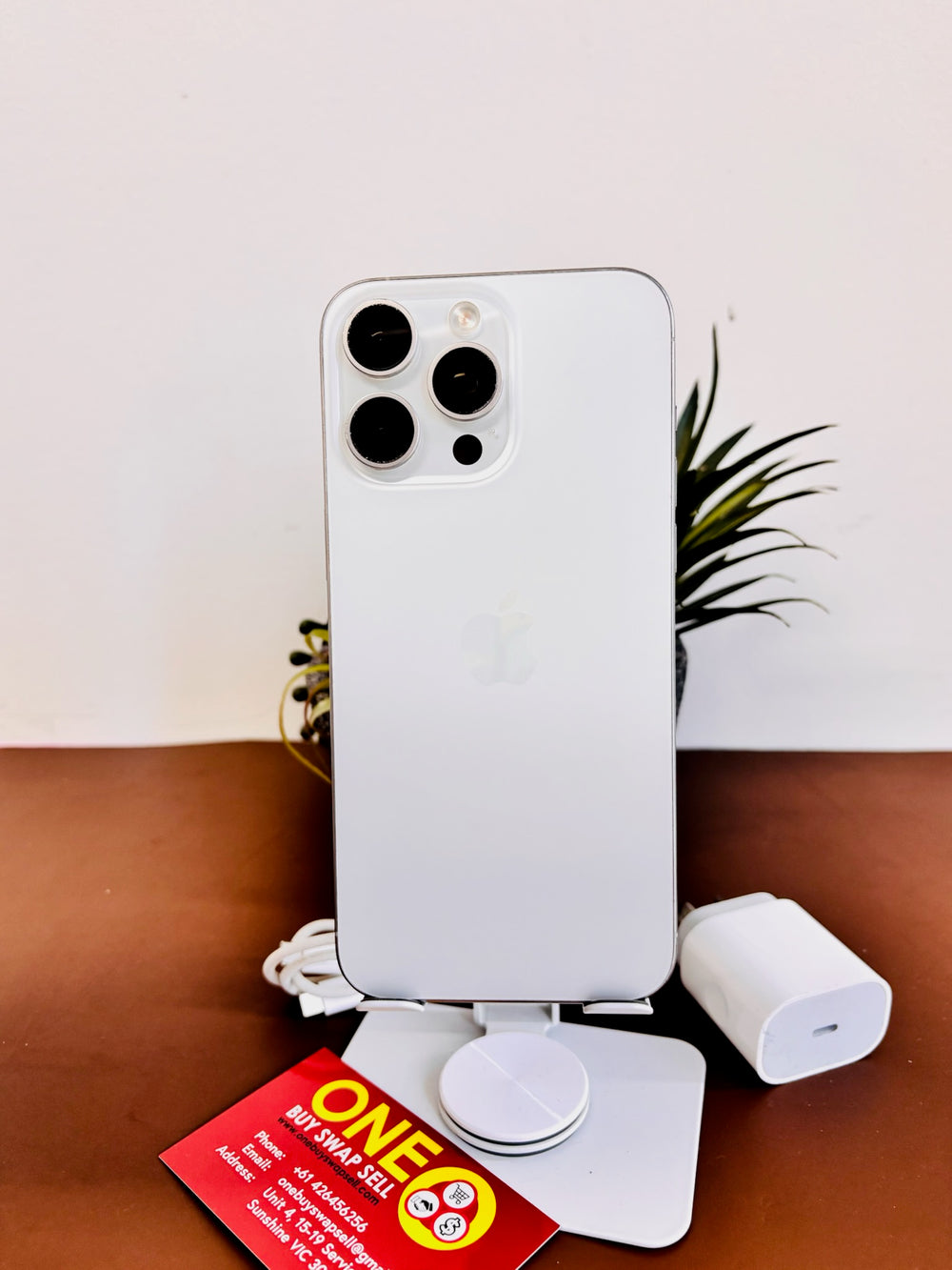 Apple iPhone 15 Pro Max, 256GB, White, Excellent