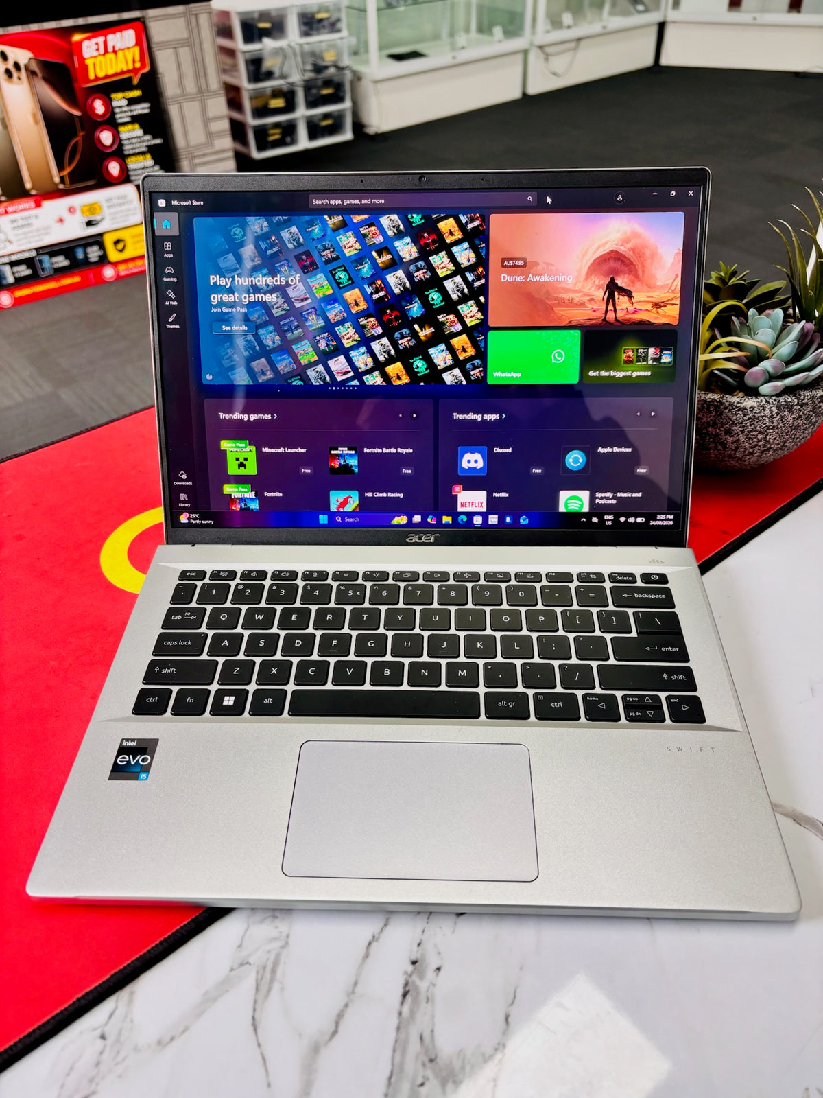 Acer Swift Go 14
