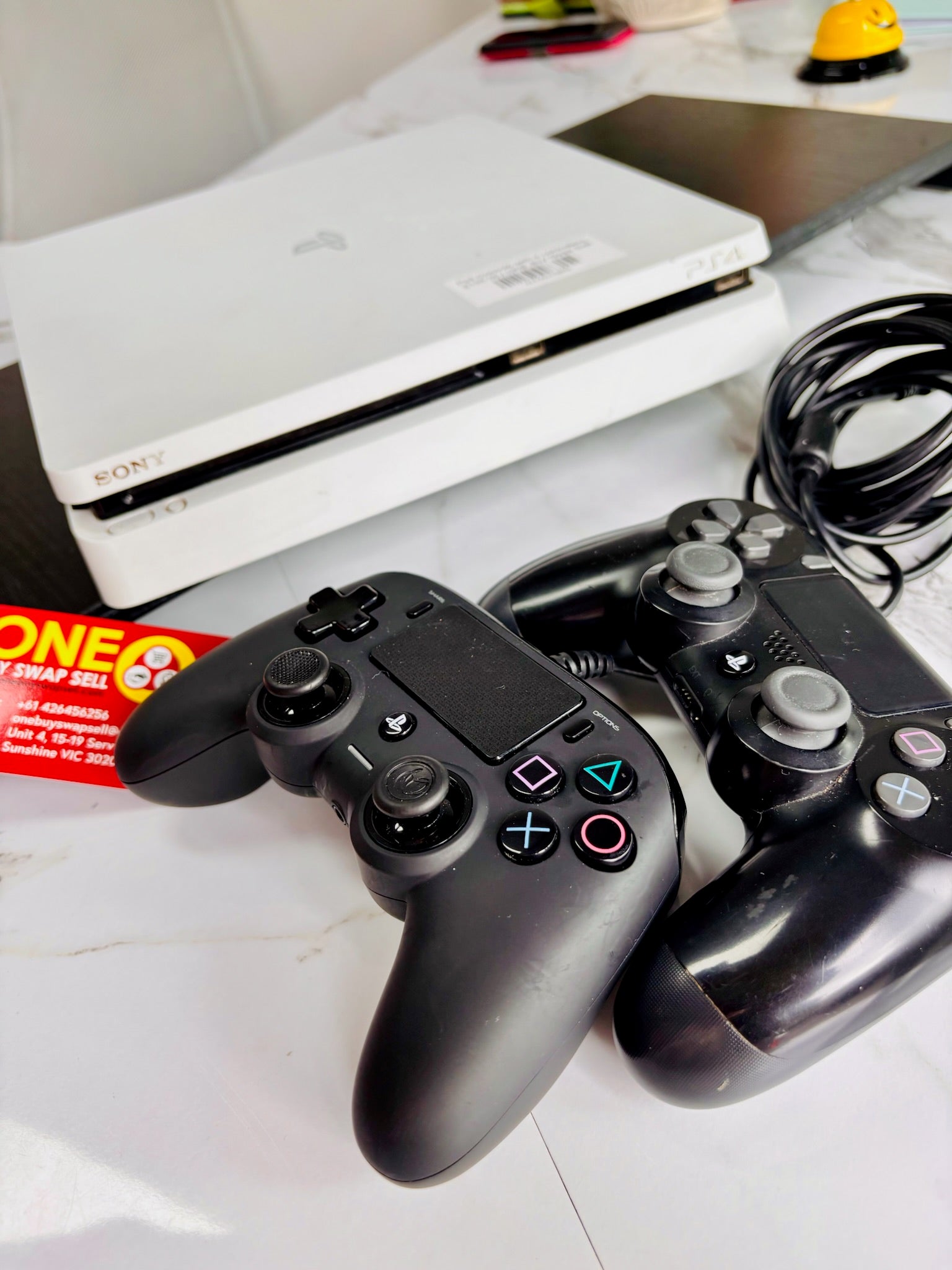 PS 4 Console with 2 controllers