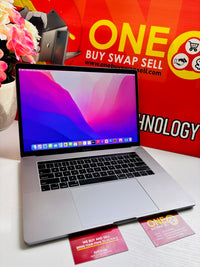 Apple Macbook Pro (2018, 15.4inch) - Core i7/16GB RAM 512GB Storage