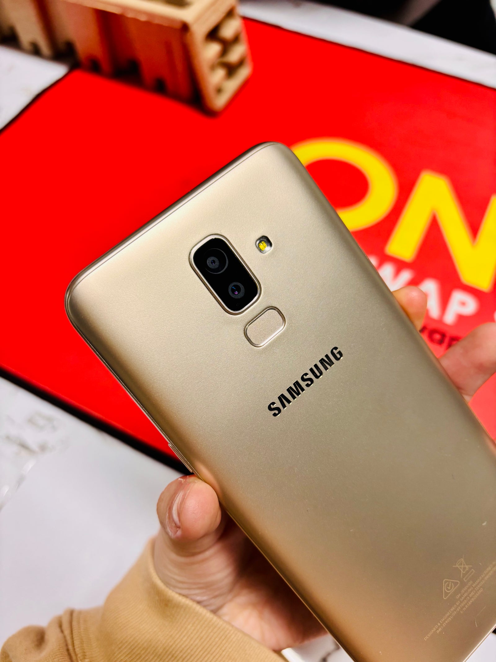 Samsung Galaxy J8 (32GB) - Dual Sim - CB