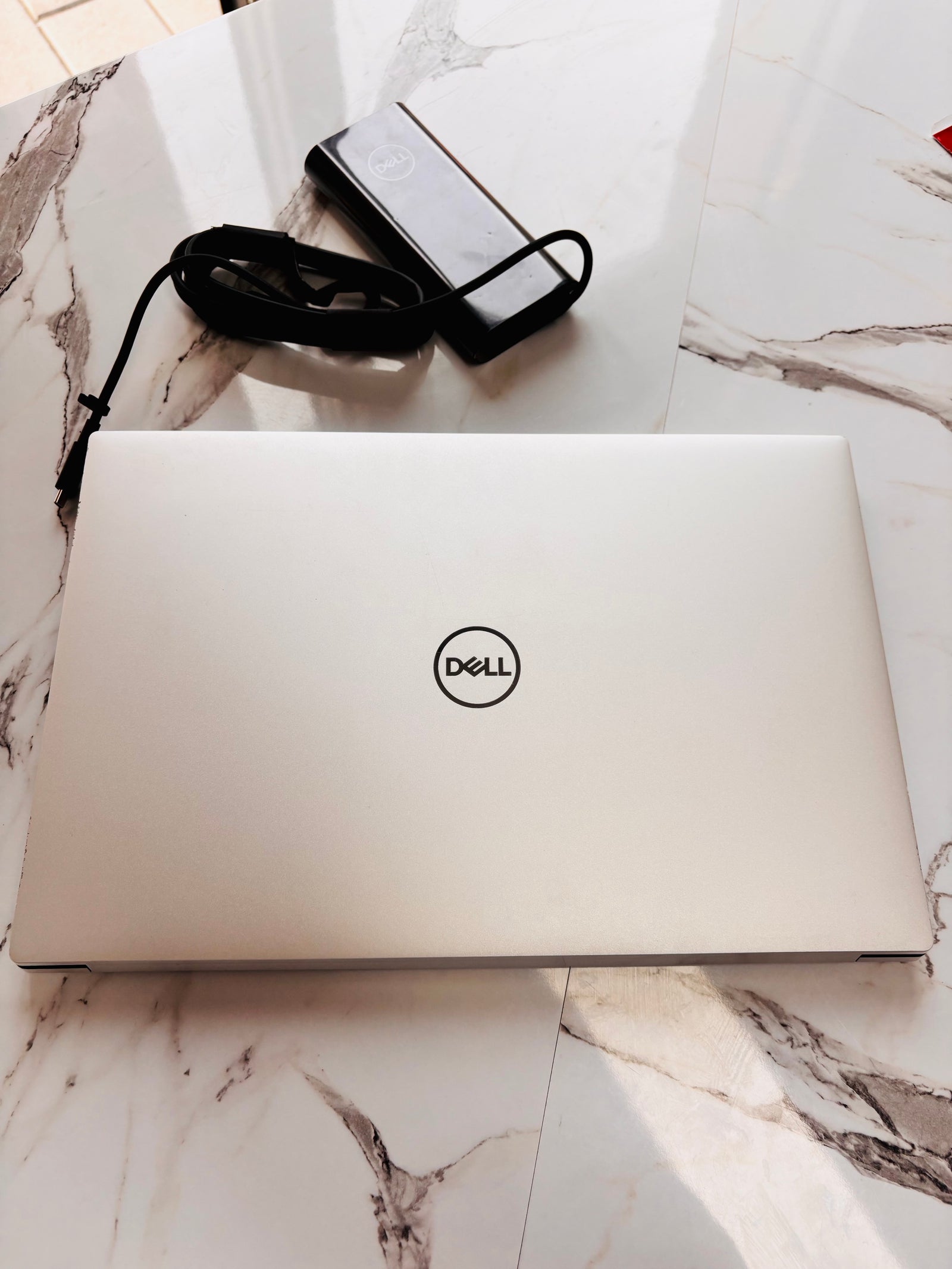 DELL XPS 15 9520 i9-12900HK 64GB DDR5 RAM 1TB RTX 3050 Ti
