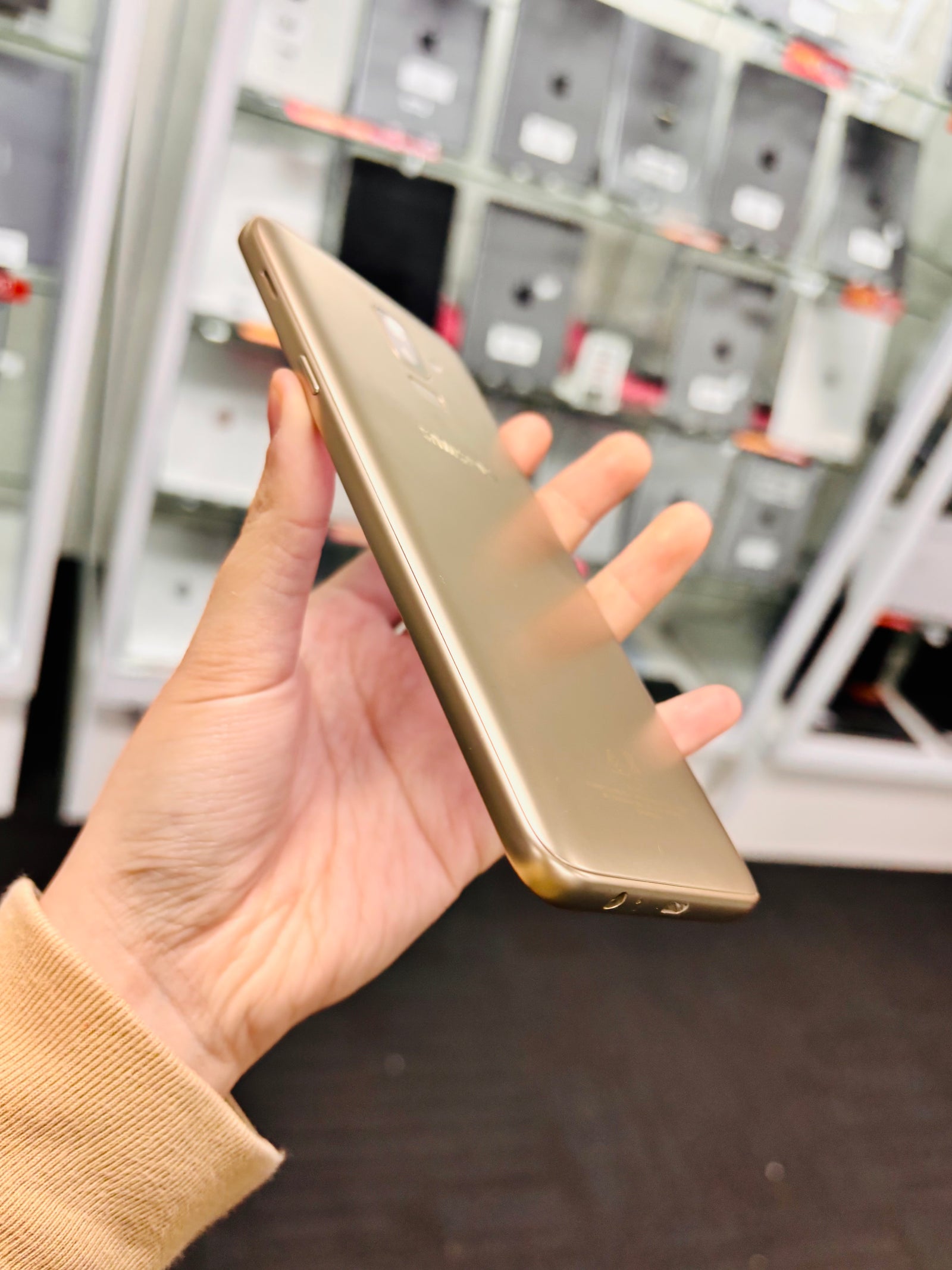 Samsung Galaxy J8 (32GB) - Dual Sim - CB