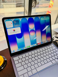 (BOX) MACBOOK NEO (2026), Like new Excellent