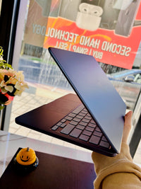 (BOX) MACBOOK NEO (2026), Like new Excellent