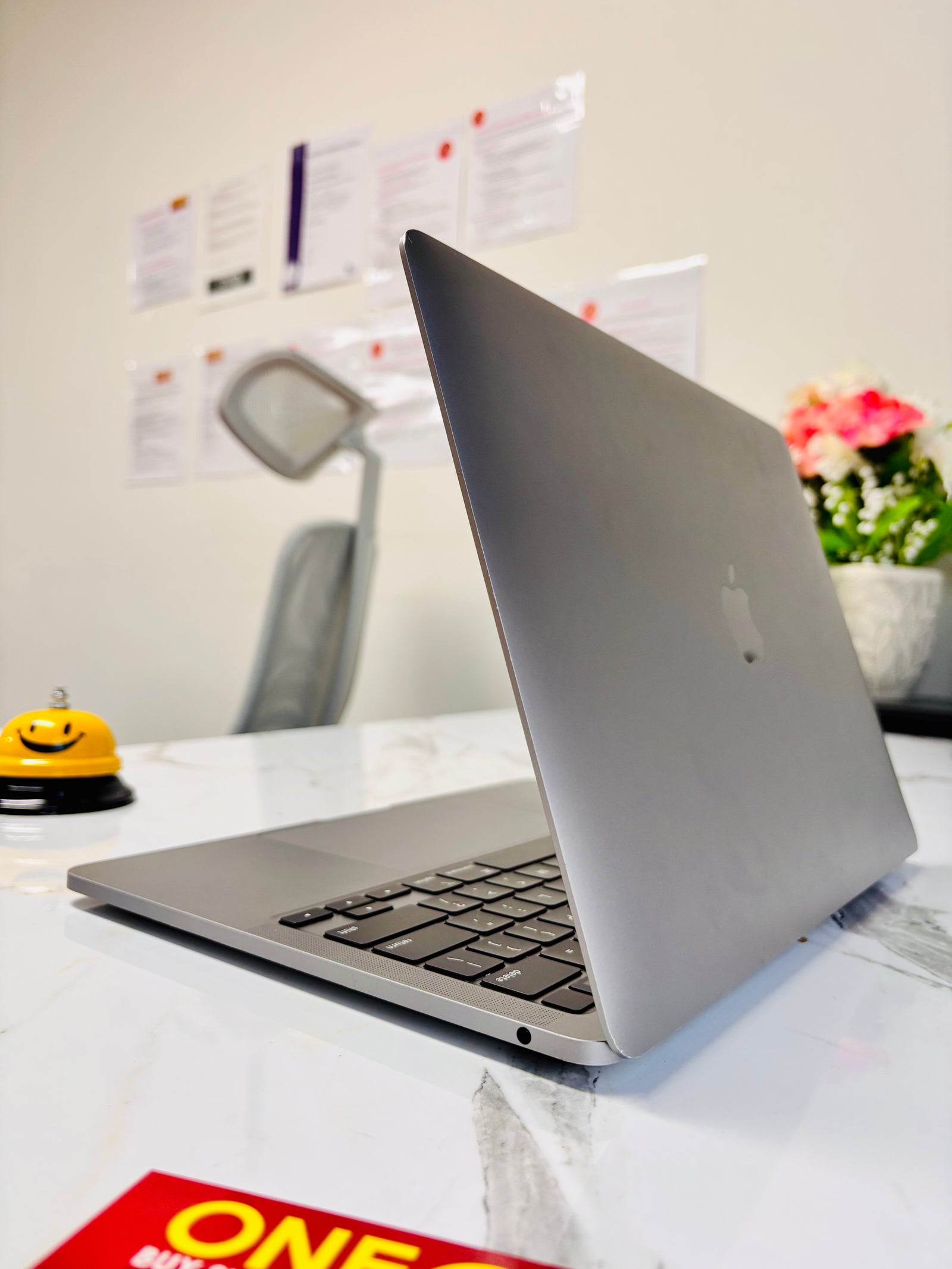 Macbook Pro 13-inch (M2 Processor) 8GB RAM, 512GB storage