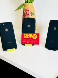 Apple iPhone 8 64GB | Unlocked | Refurbished & Second Hand | Australia