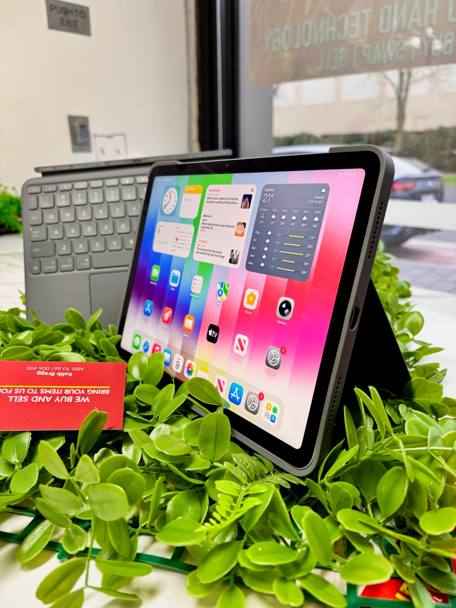 Apple iPad Air (M3, 2025) 11-inch, 128GB, Wi-fi, CB