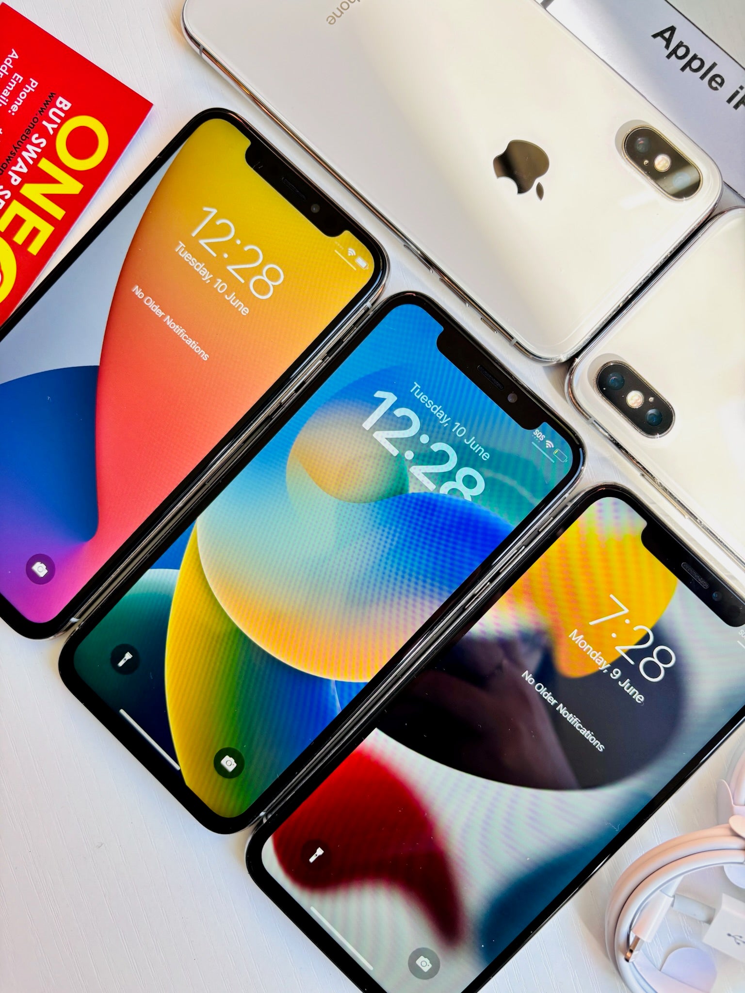 Apple iPhone X  64GB Unlocked Smartphone