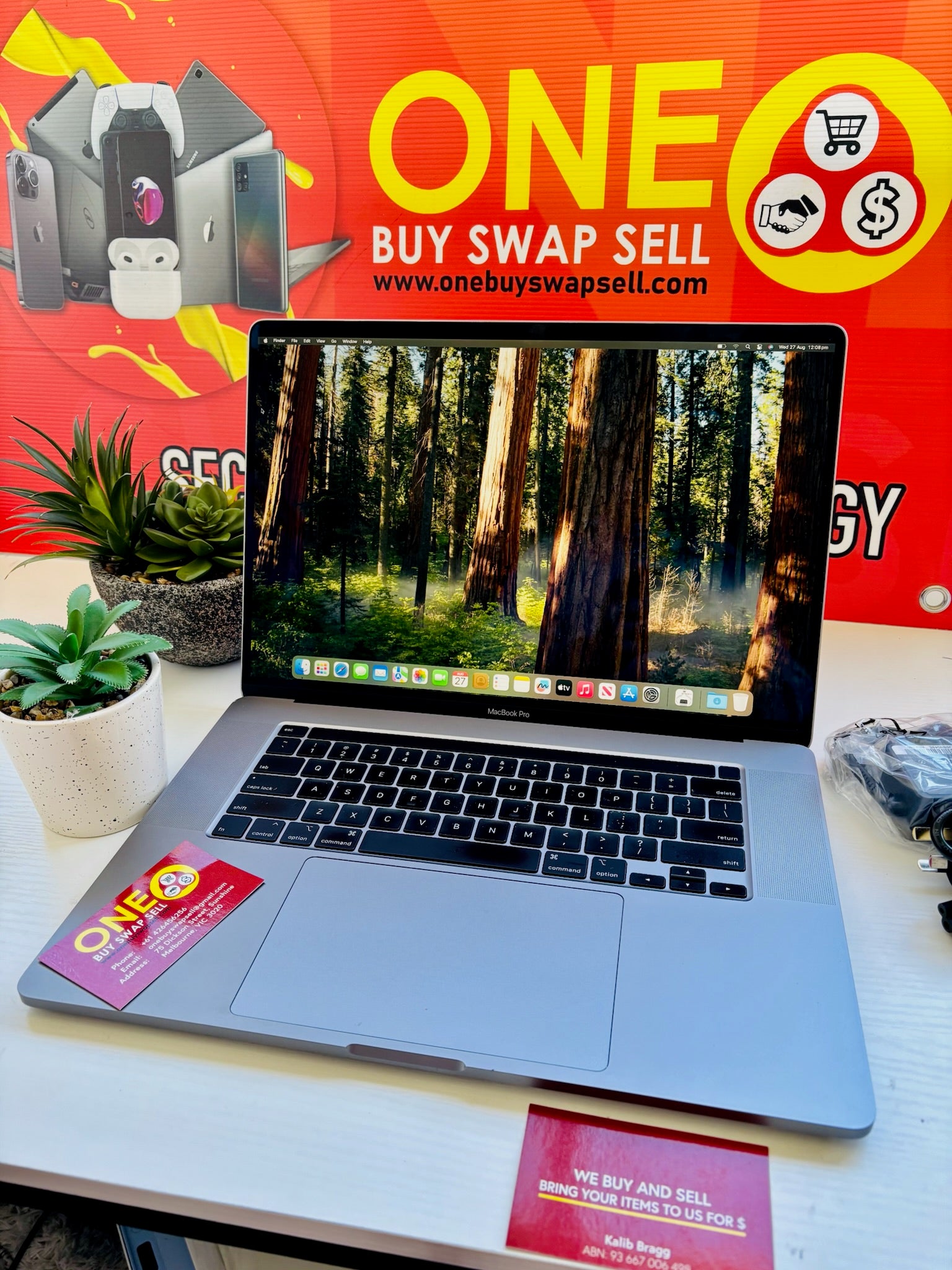 Apple Macbook Pro 2019 (16") intel i7/ 16GB RAM/ 512GB SSD