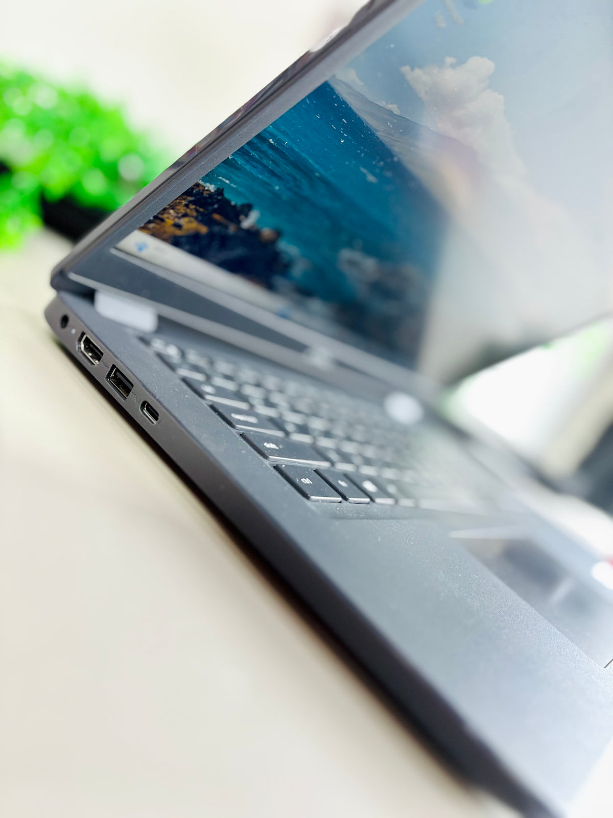 Dell Latitude 3410, intel core i5-10210U 8GB 256GB