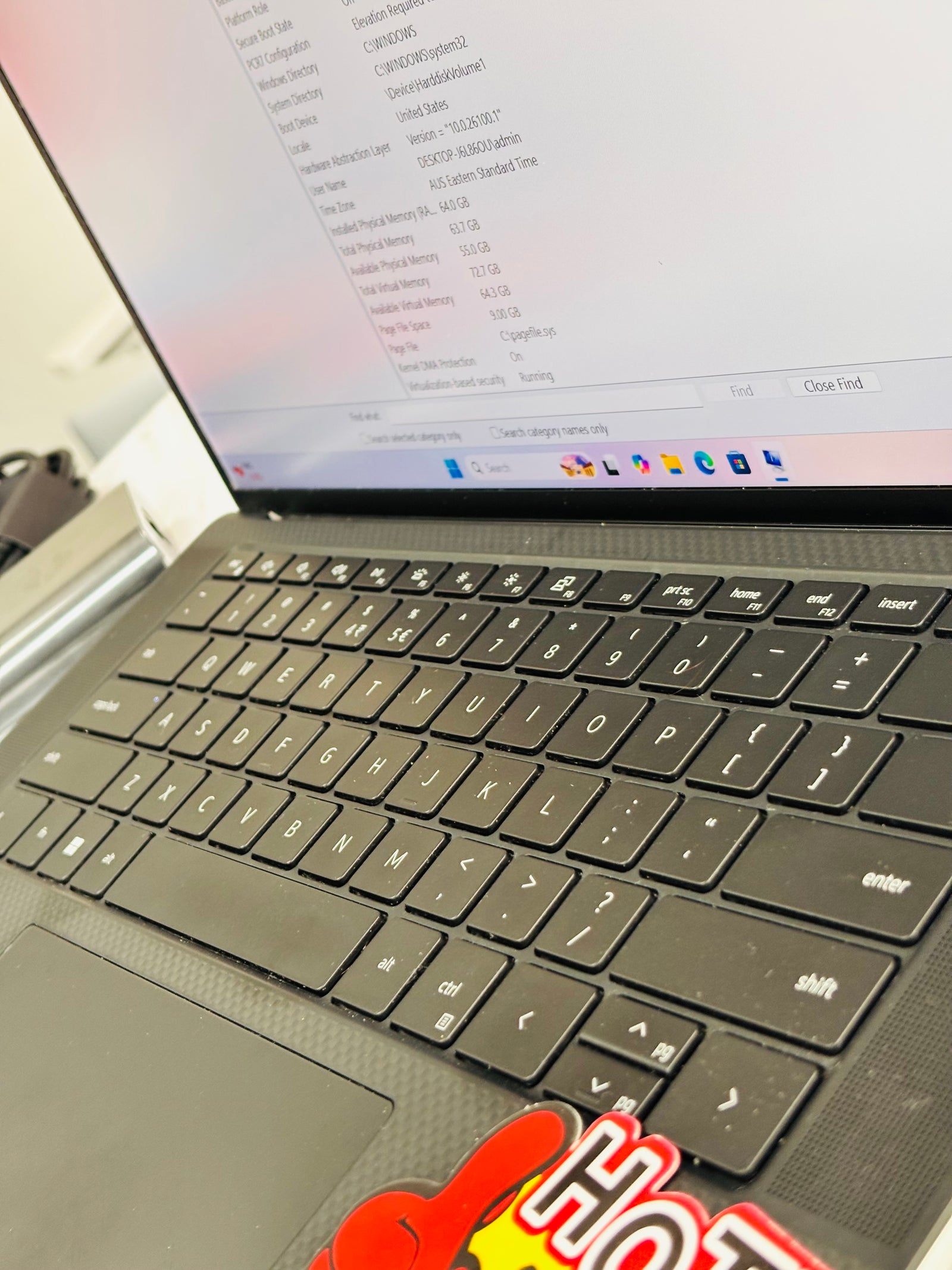 DELL XPS 15 9520 i9-12900HK 64GB DDR5 RAM 1TB RTX 3050 Ti