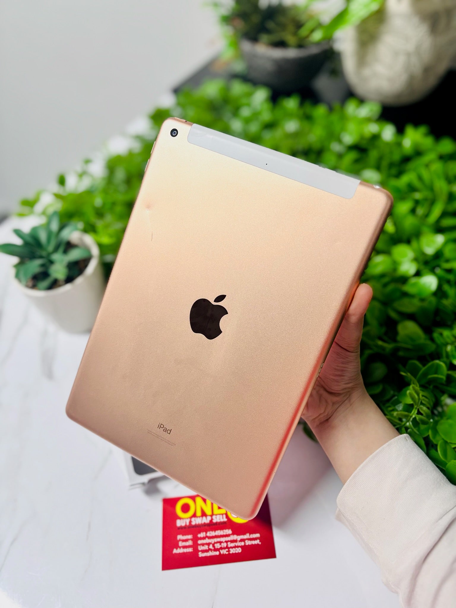 iPad 8th Gen 128GB Wifi + Cellular Rose Gold