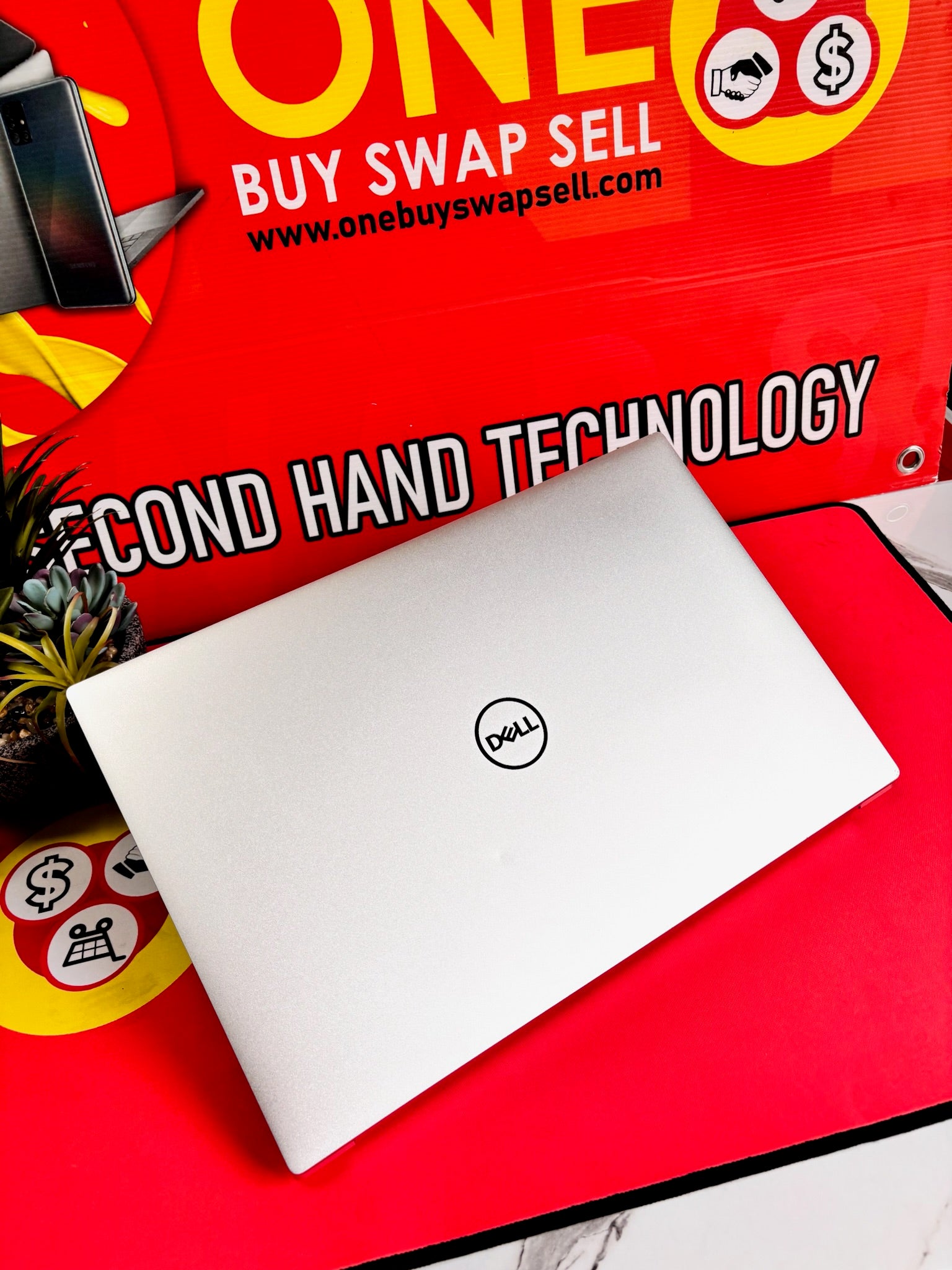 DELL XPS 15 9520 i9-12900HK 64GB DDR5 RAM 1TB RTX 3050 Ti