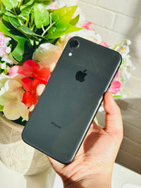 Apple iPhone XR 64GB, unlocked, Warranty
